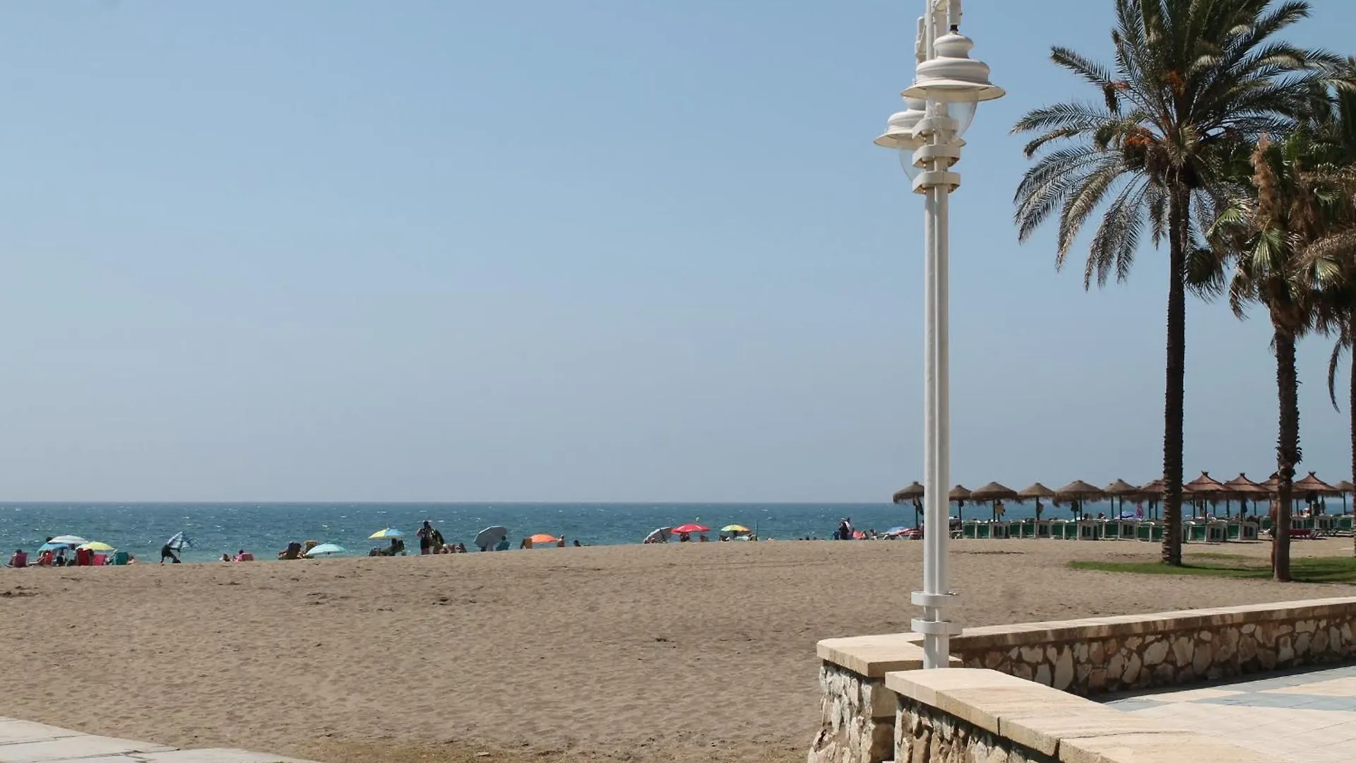 Paseo Maritimo Apartment Malaga Spain